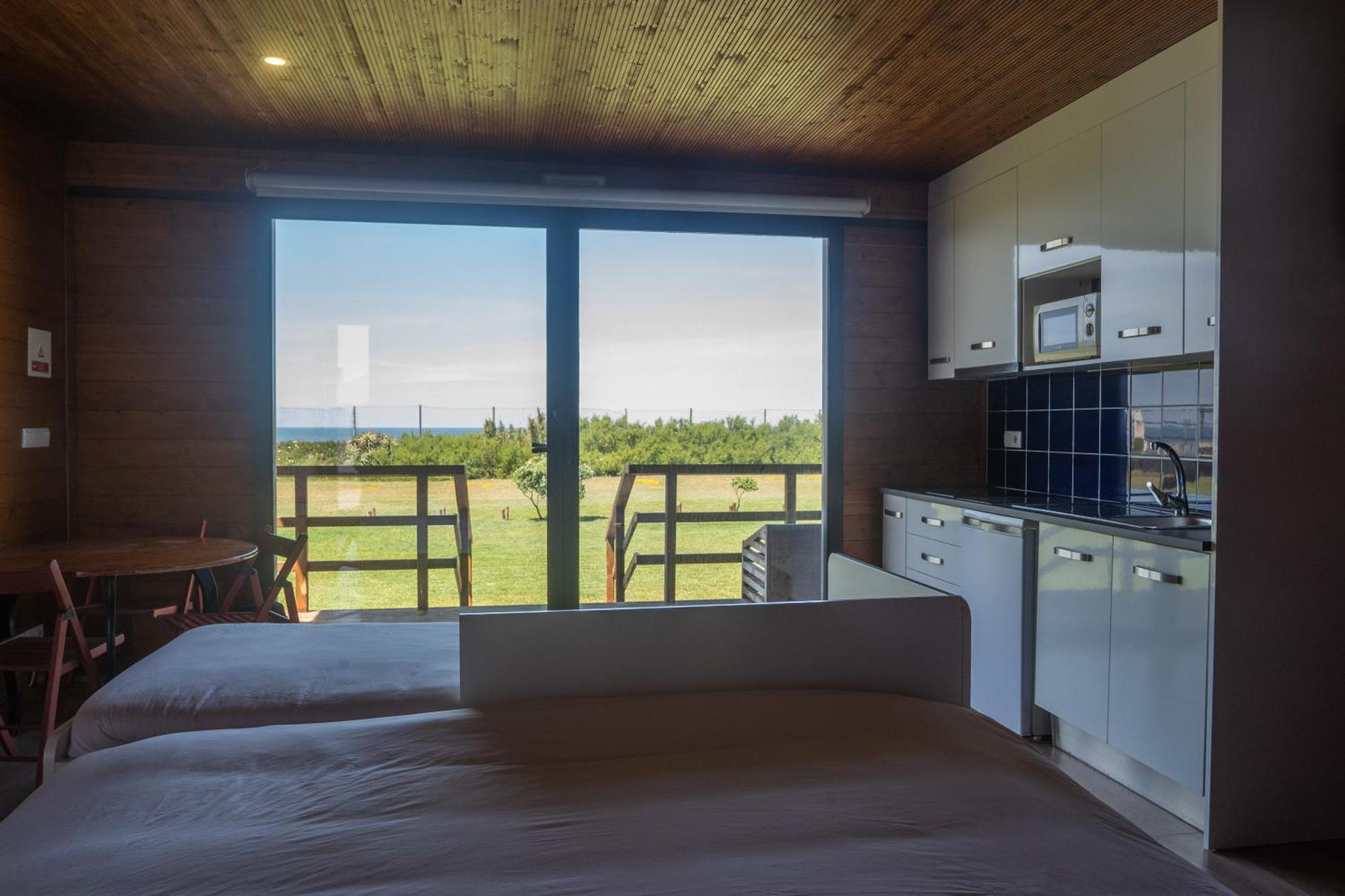 Penichepraia - Bungalows, Campers & Spa Екстер'єр фото